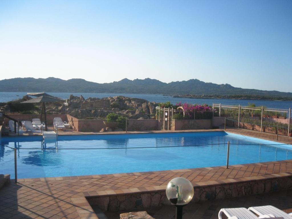 Casa Mughetto R5055 Seafront, Private Sea Access, Swimming Pool Villa La Maddalena  Ngoại thất bức ảnh